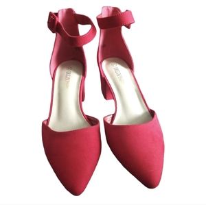 Dream Pairs Womens Low Mid Block Heels..Size 11 and color Red Suede.